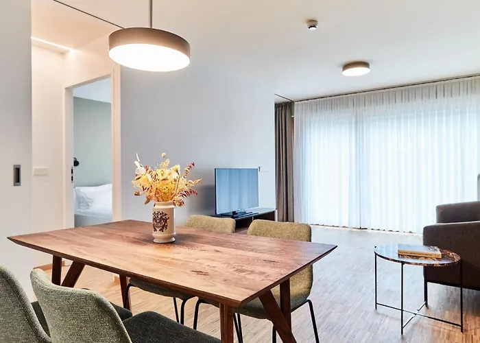 Residence Du Lys - Perrin Apartments